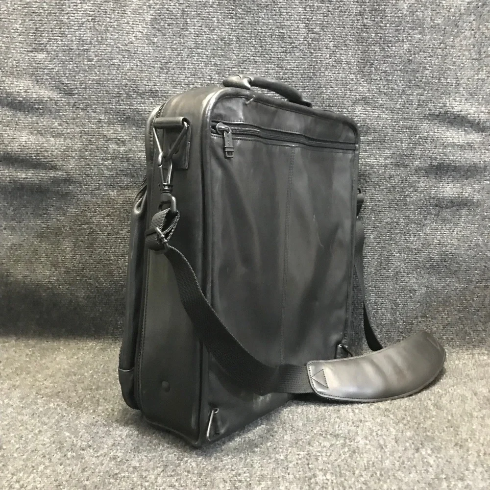 TUMI‎ Black Leather Messenger Bag Adjustable Crossbody Brief Travel Business